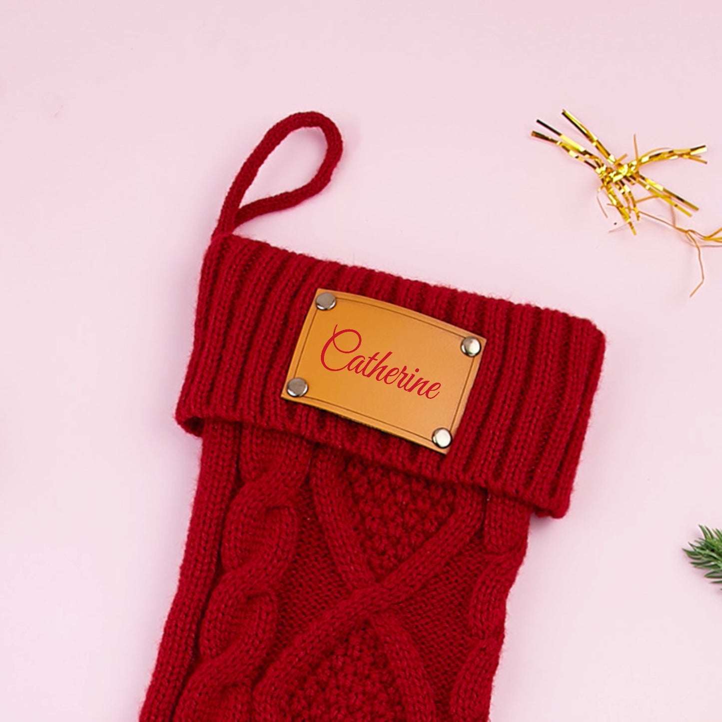 Personigitaj Kristnaskaj Ŝtrumpetoj kun Nomoj, Grandaj 7” Trikitaj Kristnaskaj Ŝtrumpetoj kun Leda Nomplato por Familio, Aro de 3, Propraj Kristnaskaj Dekoracioj por Kameno, Antaŭpordo kaj Arba Lasera Ledo-Etikedo Trikitaj Kristnaskaj Ŝtrumpetoj